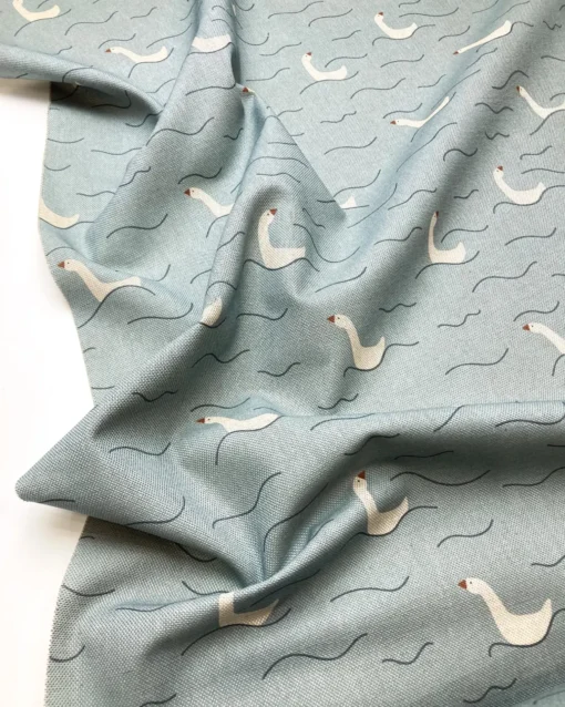 Empress - Panama Fabric - Dressmaking - Geese on Icy Blue - Cotton - 632 03